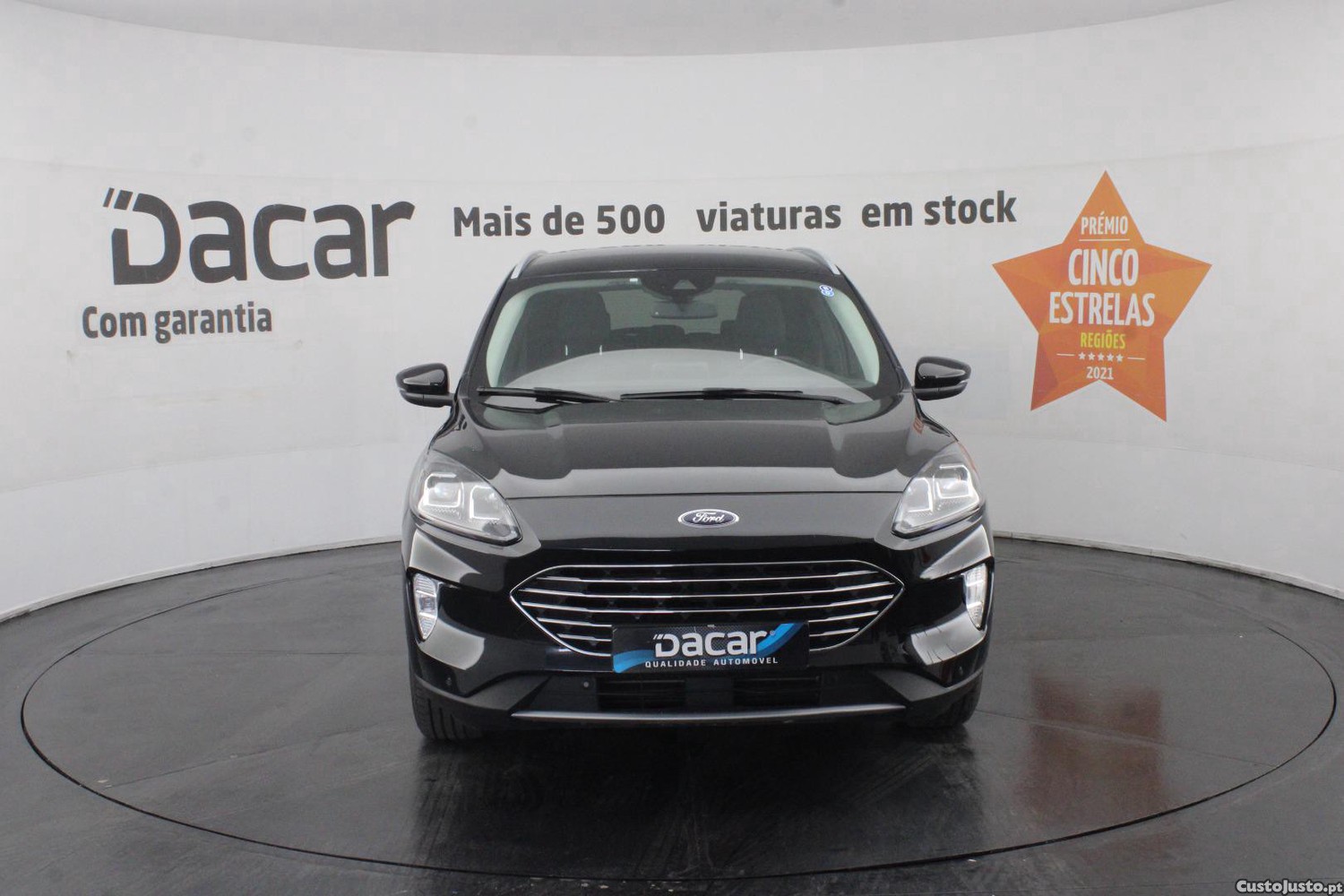 Ford Kuga 1.5 TDCI ECOBLUE TITANIUM — fotografia 32