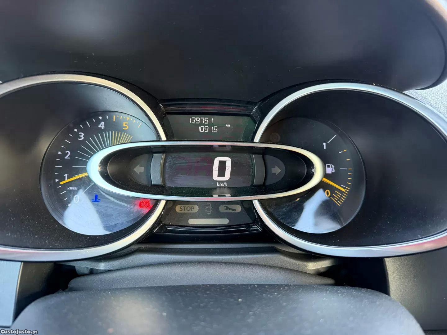 Renault Clio 1.5 dci limited — fotografia 9