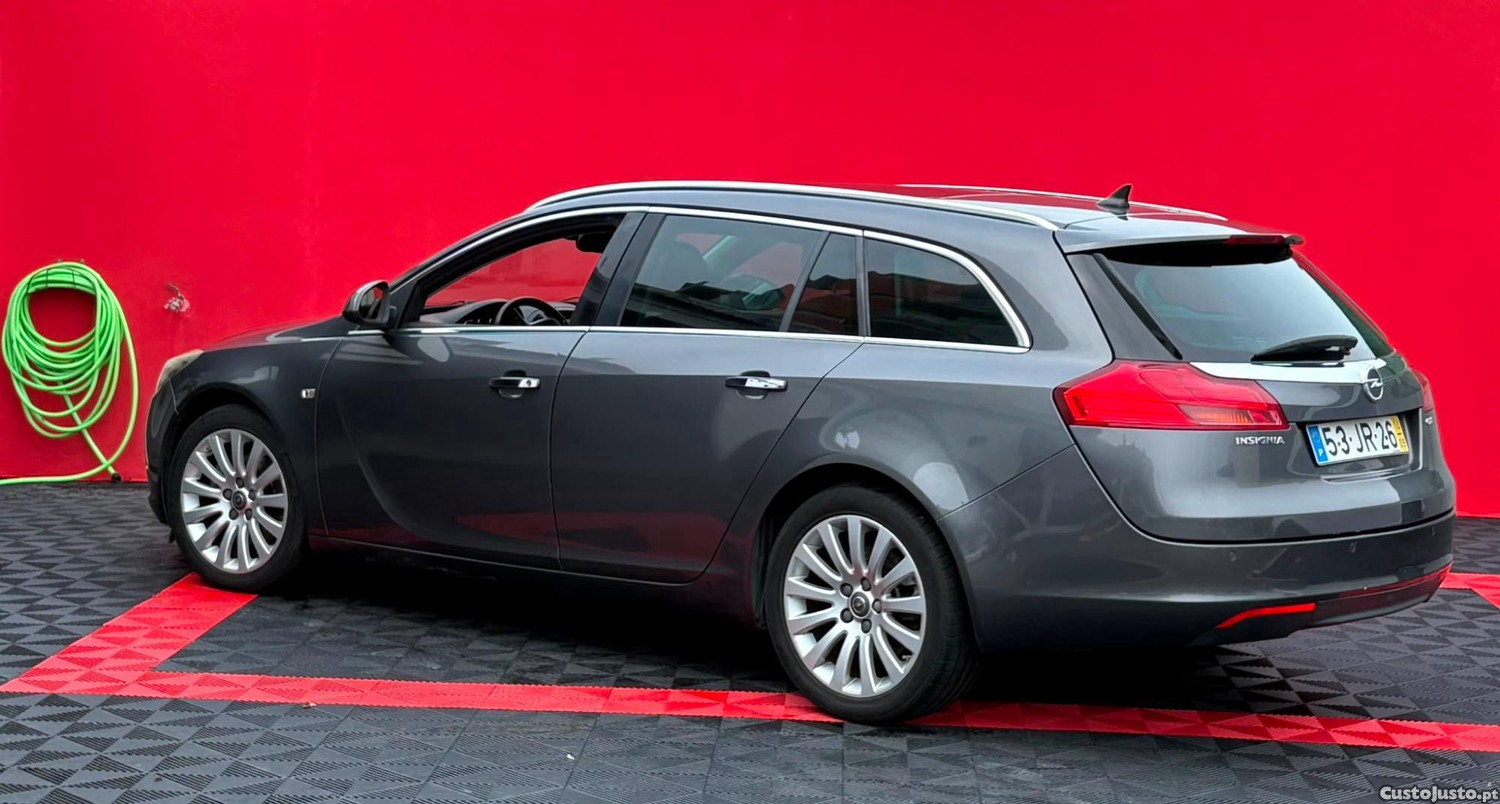 Opel Insignia Station Wagon — fotografia 4
