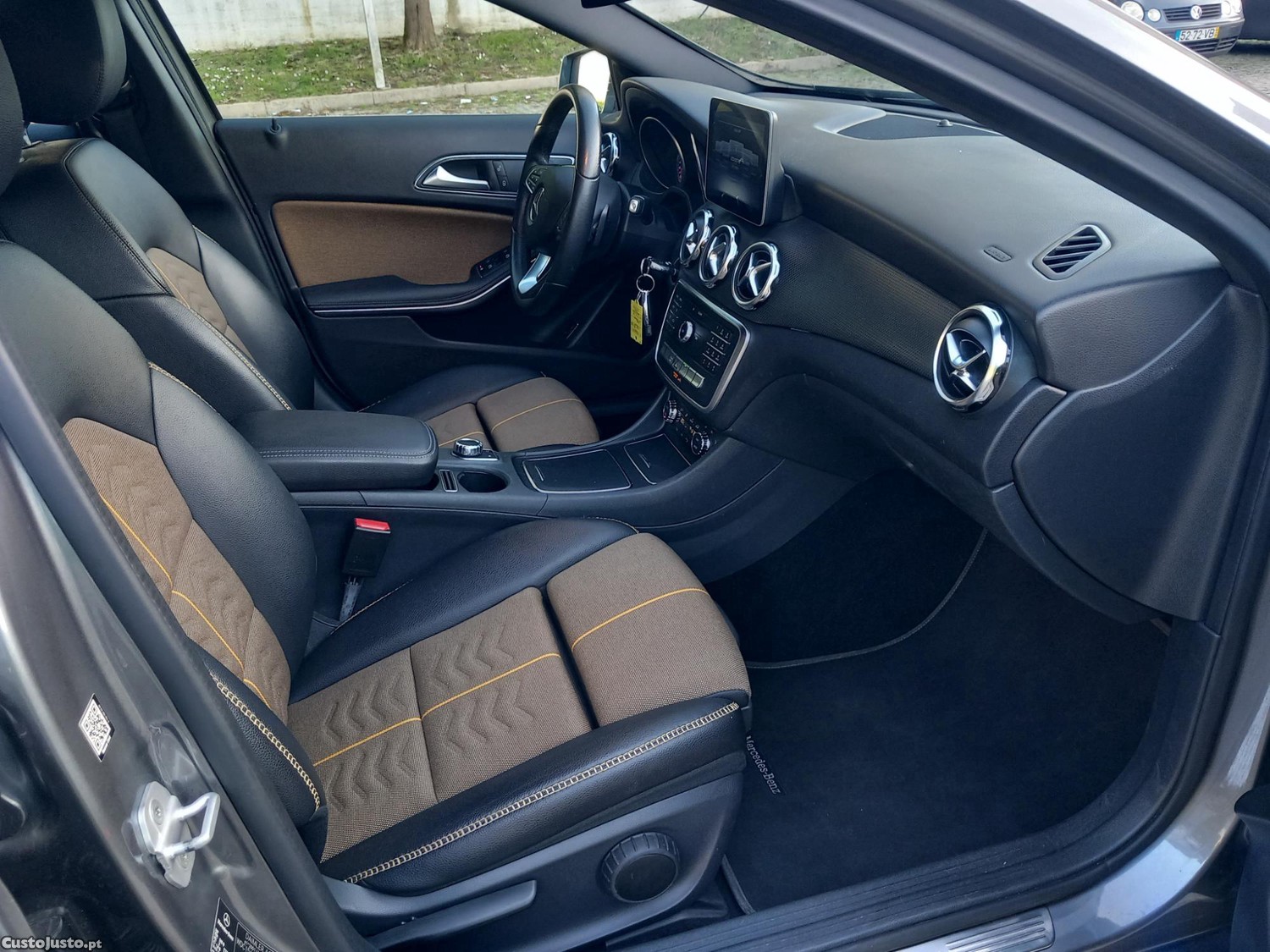 Mercedes-Benz GLA 180 d Style Aut. — fotografia 9