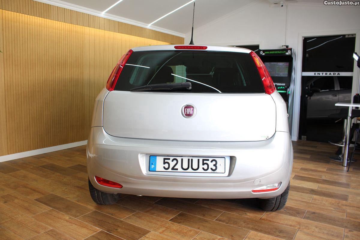 Fiat Punto 1.2 Lounge S&S — fotografia 16