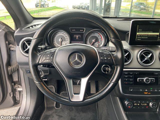 Mercedes-Benz GLA 220 d Urban — fotografia 16