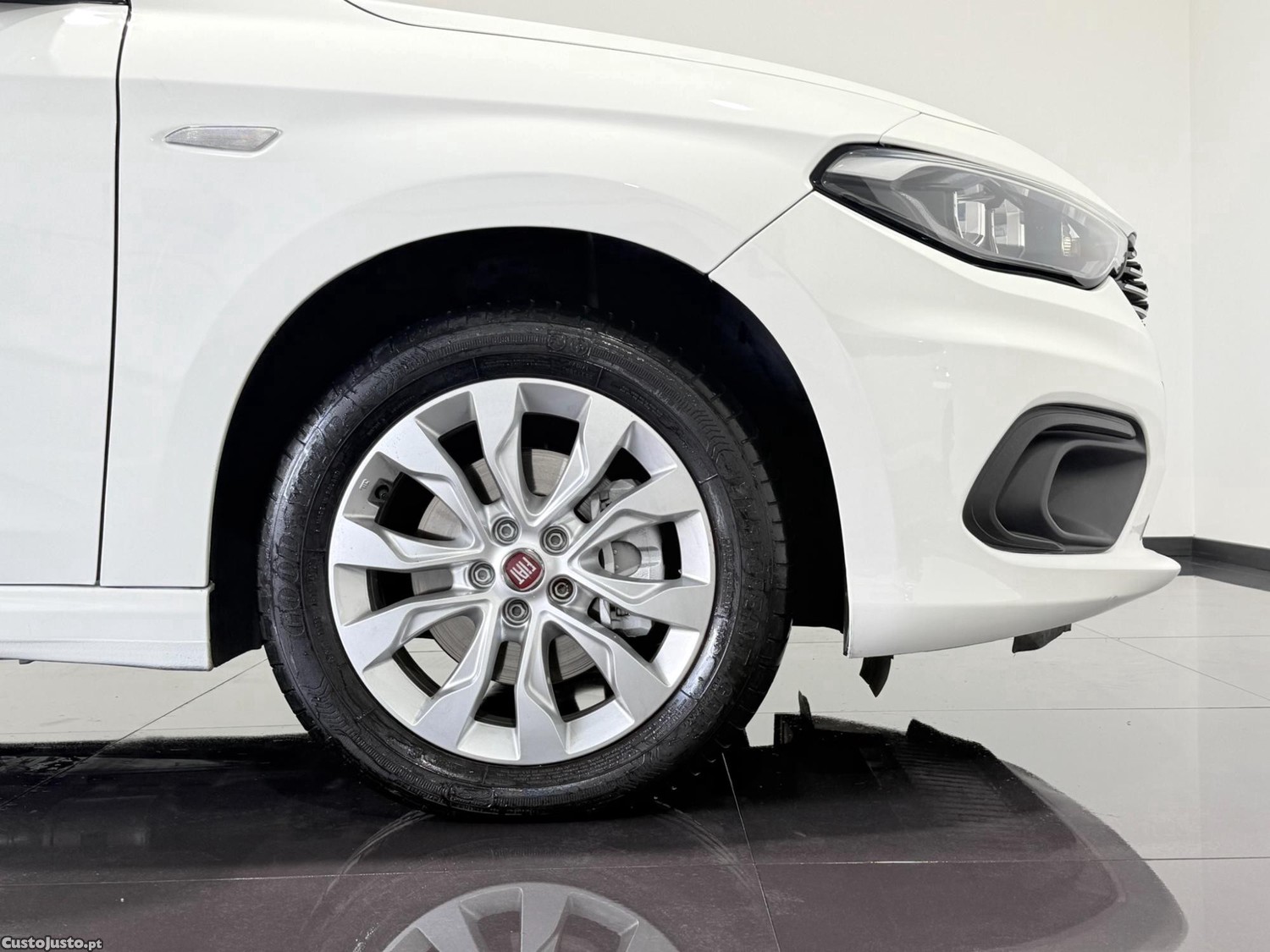 Fiat Tipo STATION WAGON 1.3 M-JET LOUNGE 95 CV - NACIONAL — fotografia 5