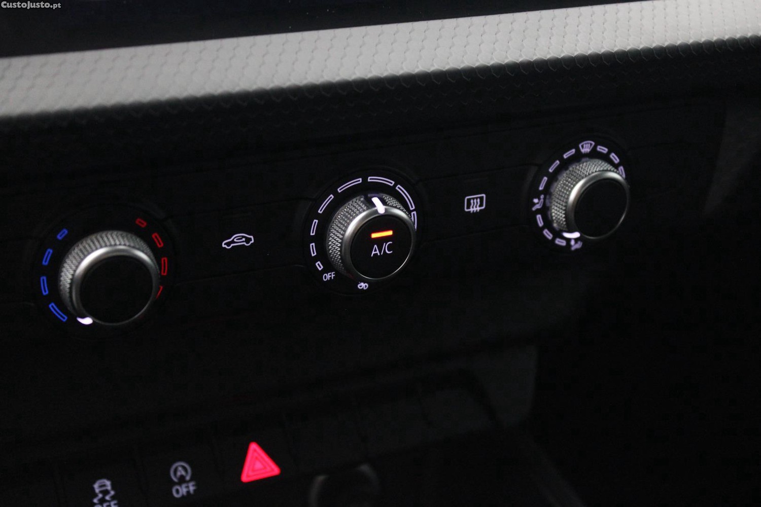 Audi A1 SPORTBACK 25 TFSI — fotografia 19