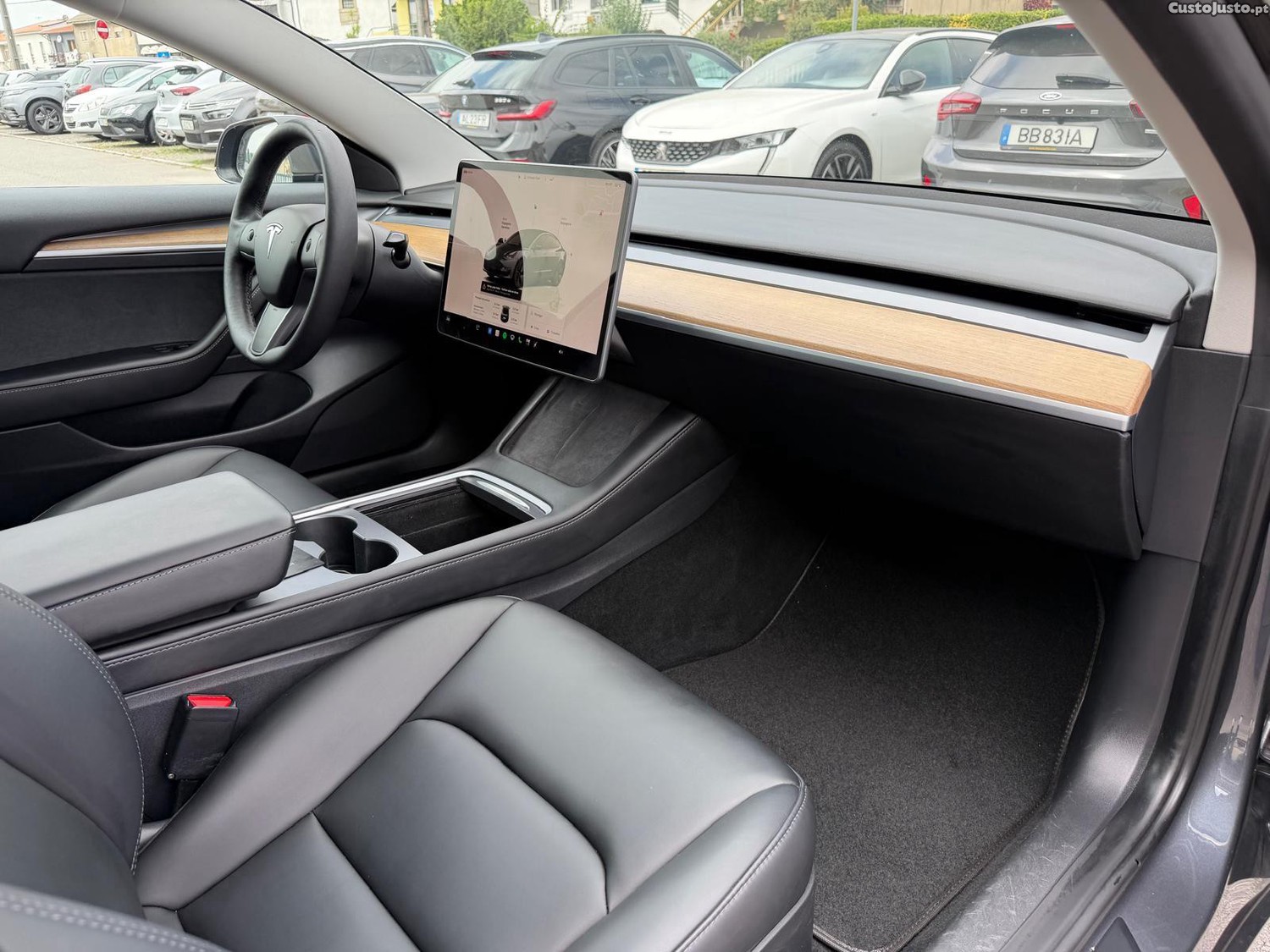 Tesla Model 3 Long Range Tração Integral Premium — fotografia 10