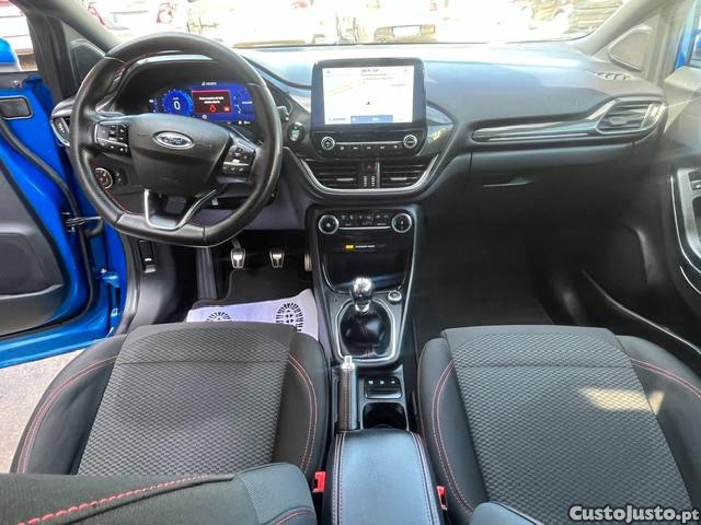 Ford Puma 1.0 TURBO ECOBOOST MYHBRID STLINE — fotografia 2