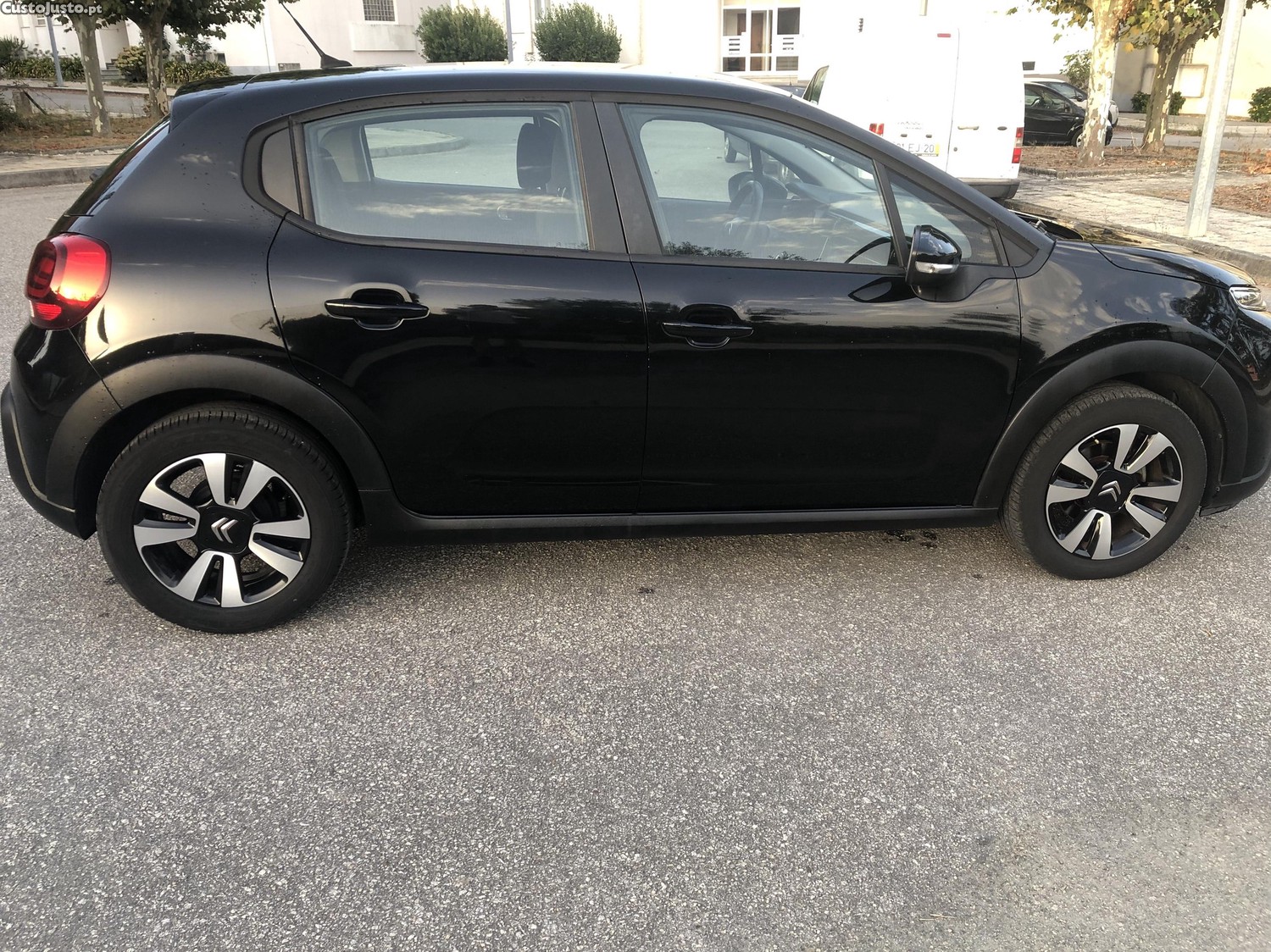 Citroën C3 BlueHdiFeel — fotografia 10