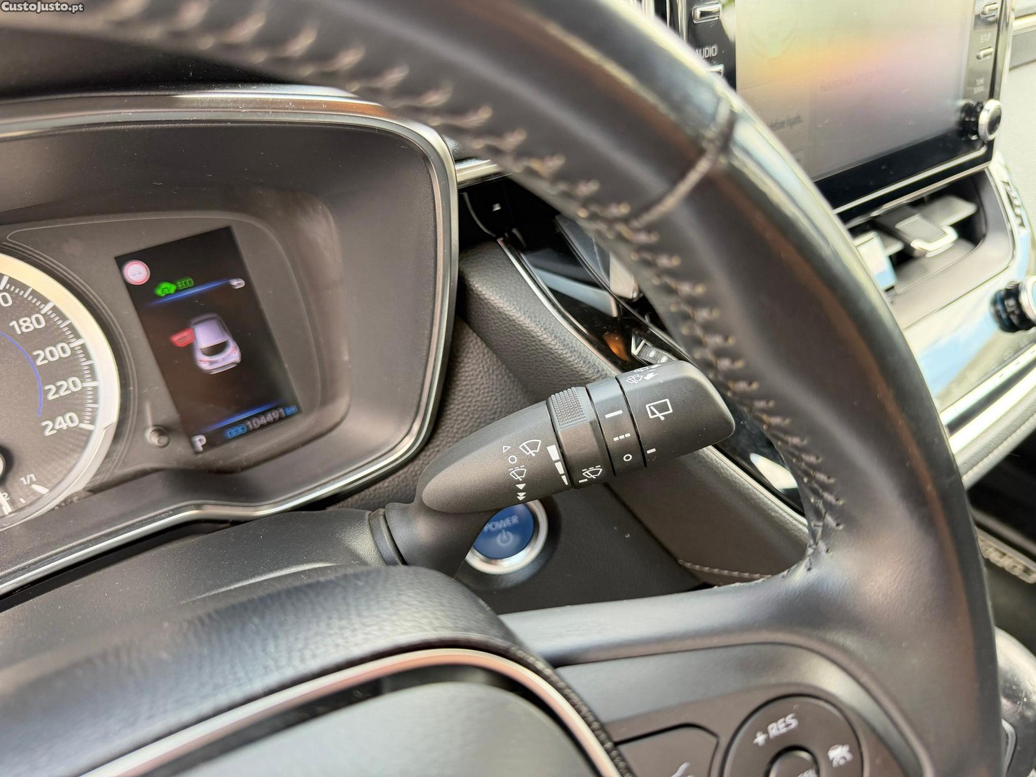Toyota Corolla 1.8 Hybrid Comfort — fotografia 8