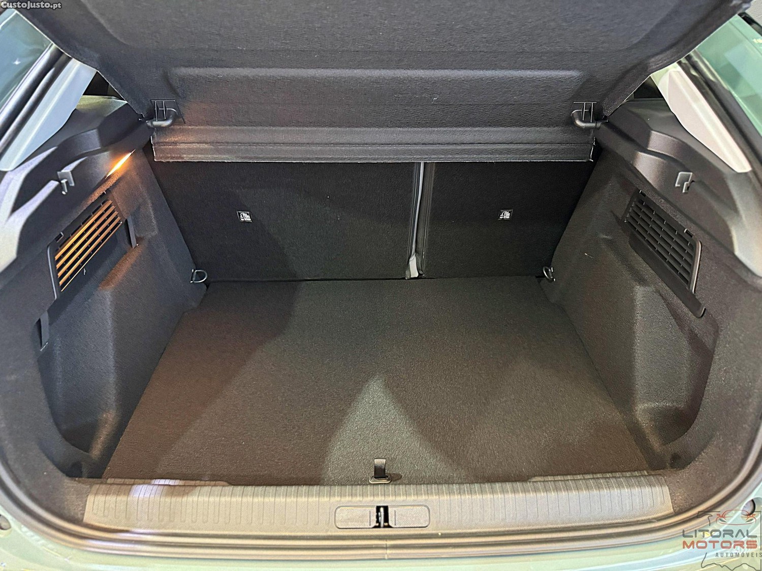 Citroën C4 1.2 Hybrid Plus e-DSC6 — fotografia 16