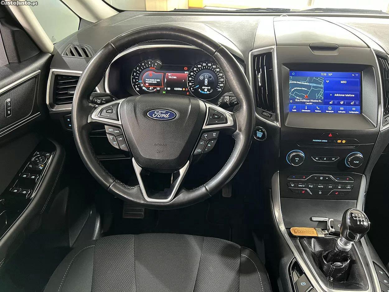 Ford S-Max 2.0 TDCI S/S TITANIUM — fotografia 19