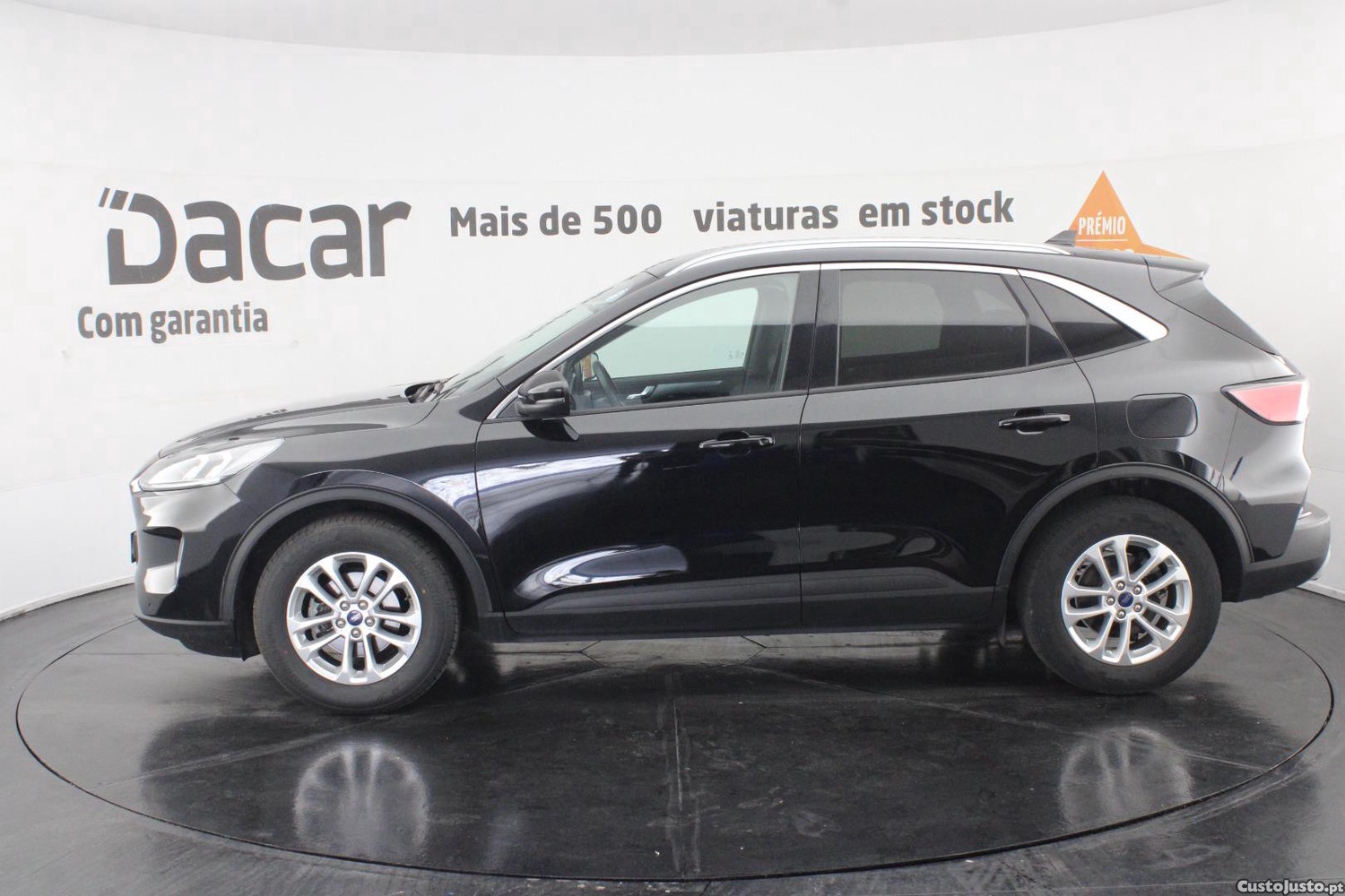 Ford Kuga 1.5 TDCI ECOBLUE TITANIUM — fotografia 30