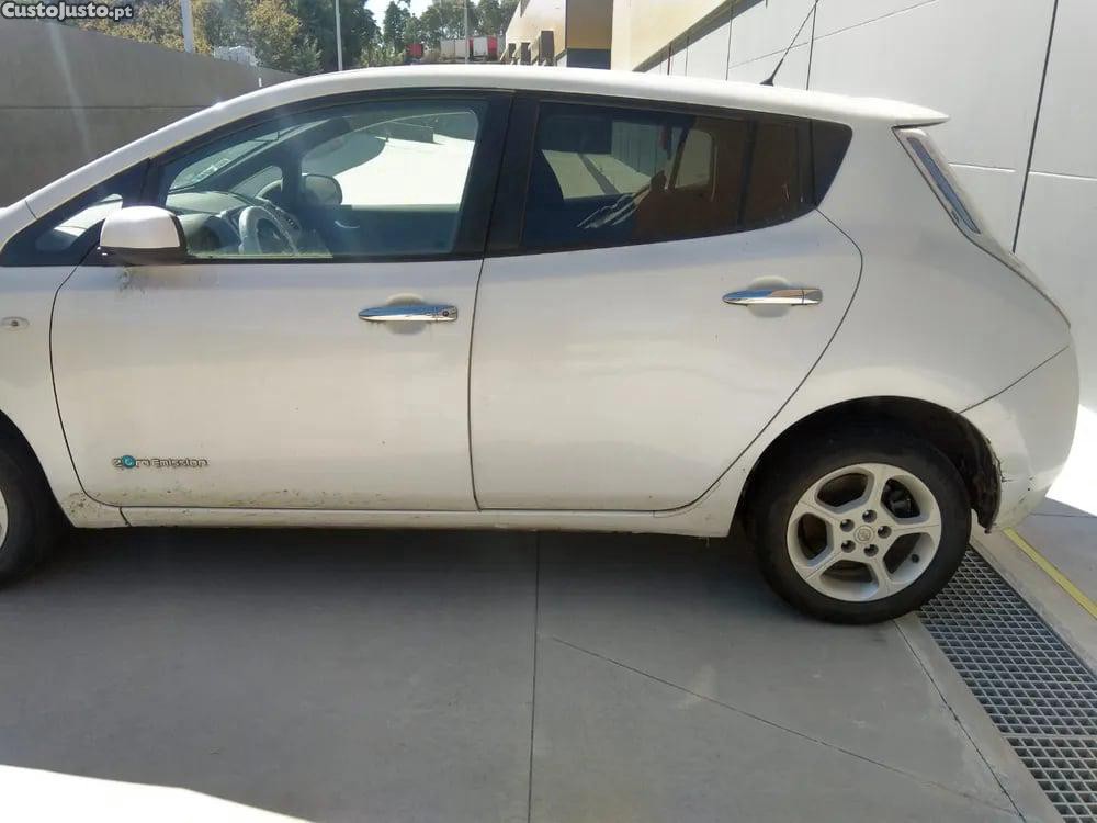 Nissan Leaf Electric (80 kW / 109 cv) [11.2010 - 12.2017] - 16 — photo 3
