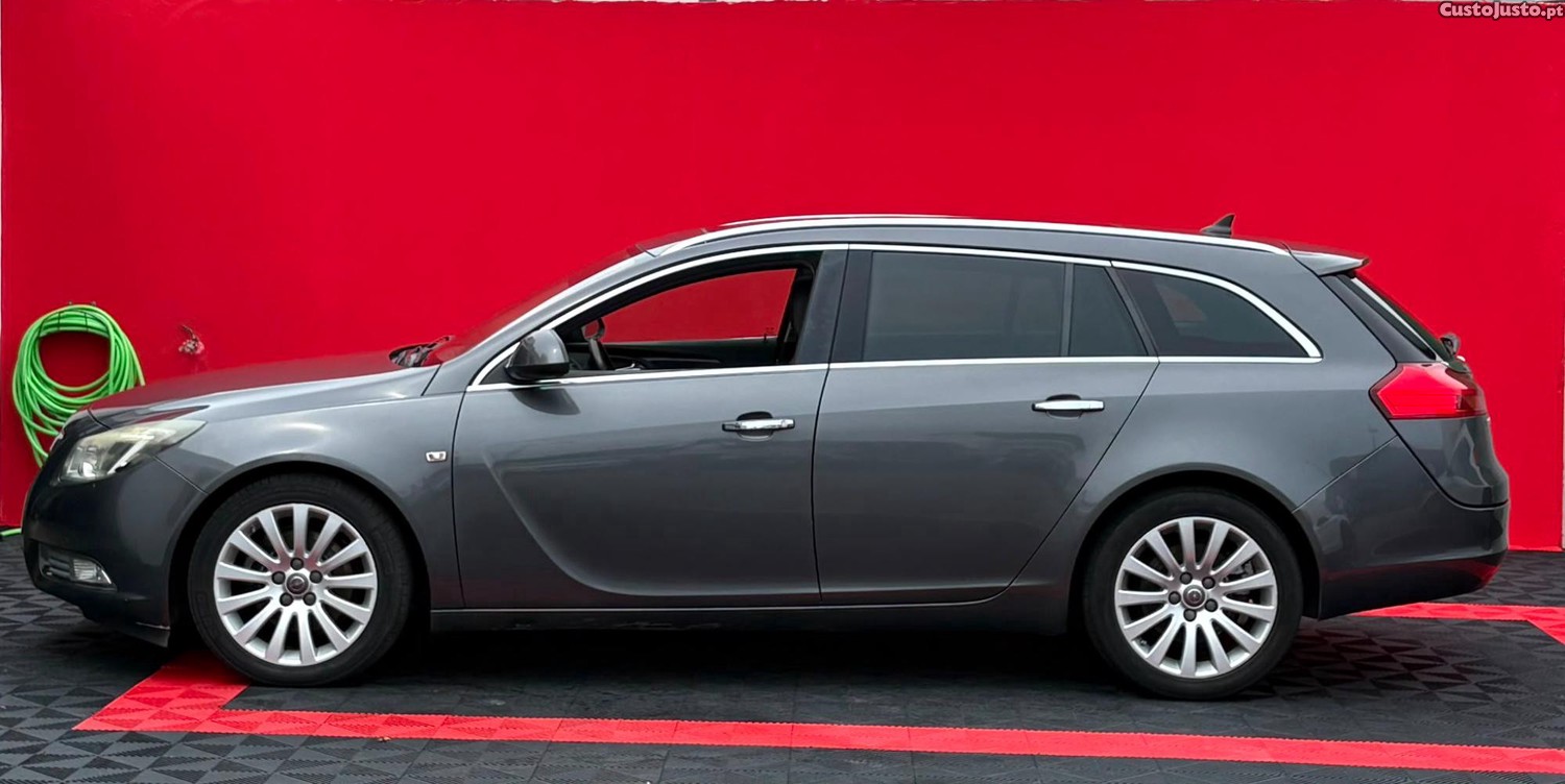 Opel Insignia Station Wagon — fotografia 3