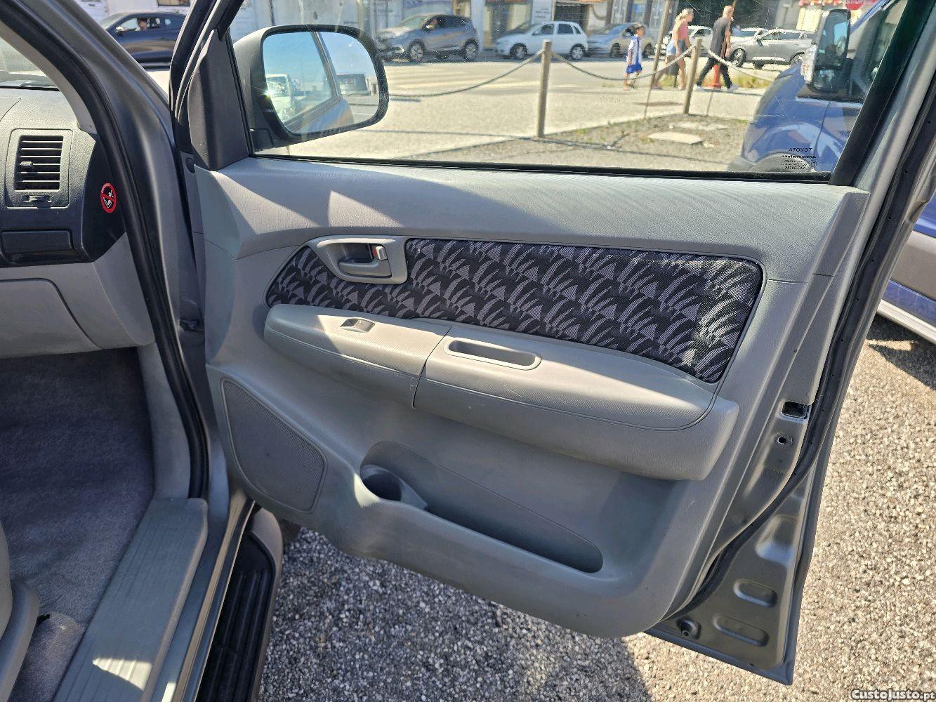 Toyota Hilux 2.5 TD de 144cv, Nacional,144.000klmts!! — fotografia 2