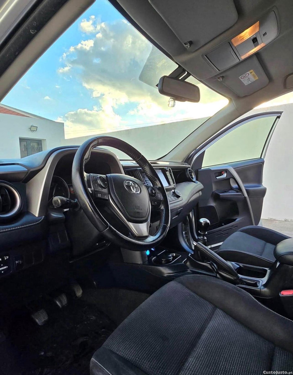 Toyota RAV4 4 — fotografia 2