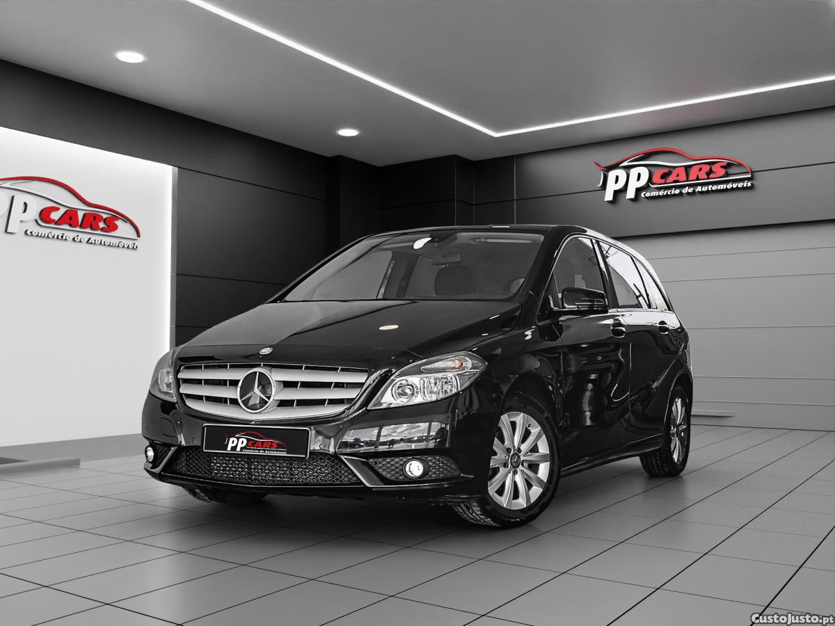 Mercedes-Benz B 180 CDI BlueEFFICIENCY N — fotografia 19