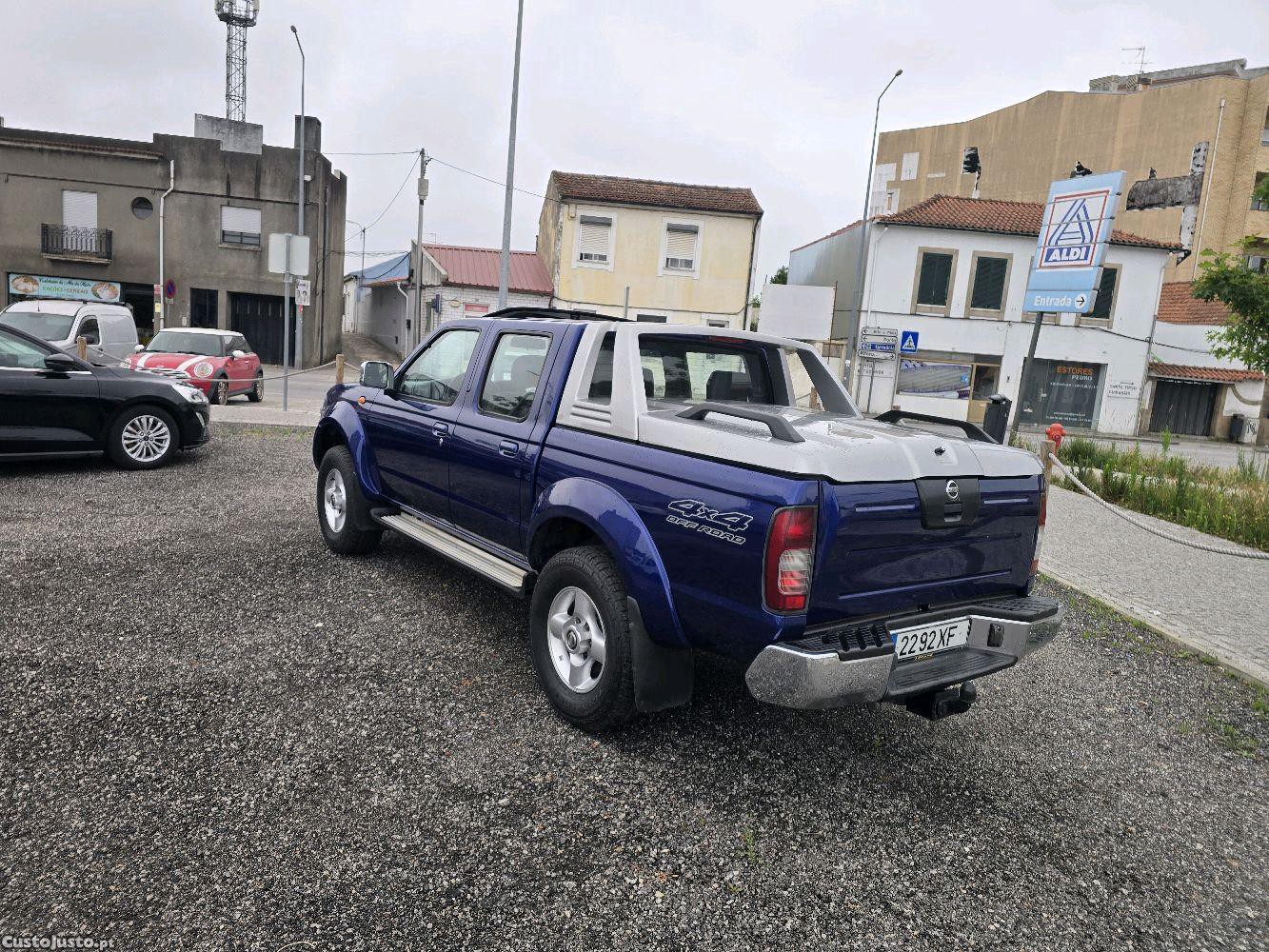 Nissan Navara 2.5 TD, c/ teto abrir+AC, Top!!! — fotografia 10