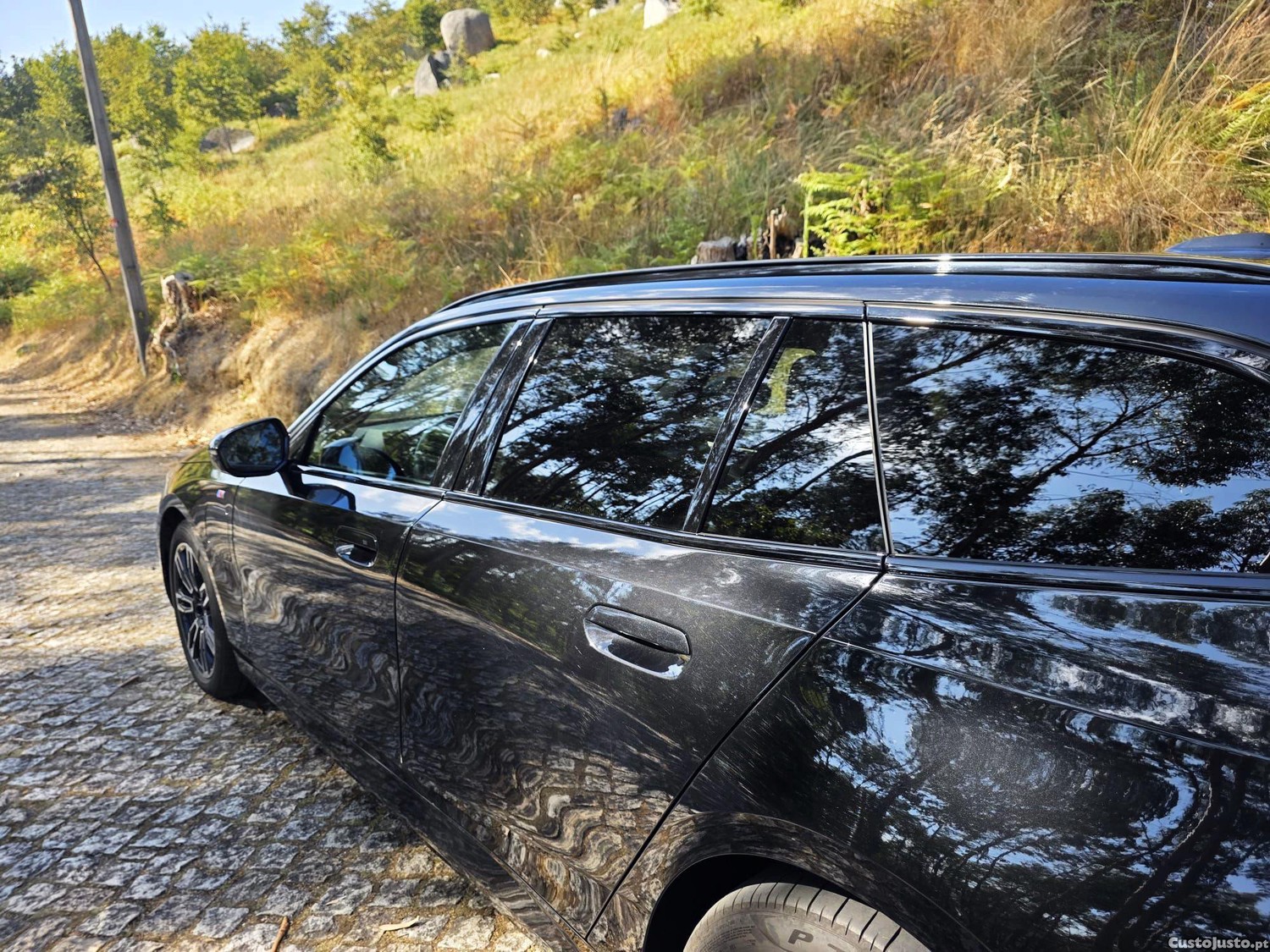 BMW 530 e Pack Desportivo M - 24 foto 4