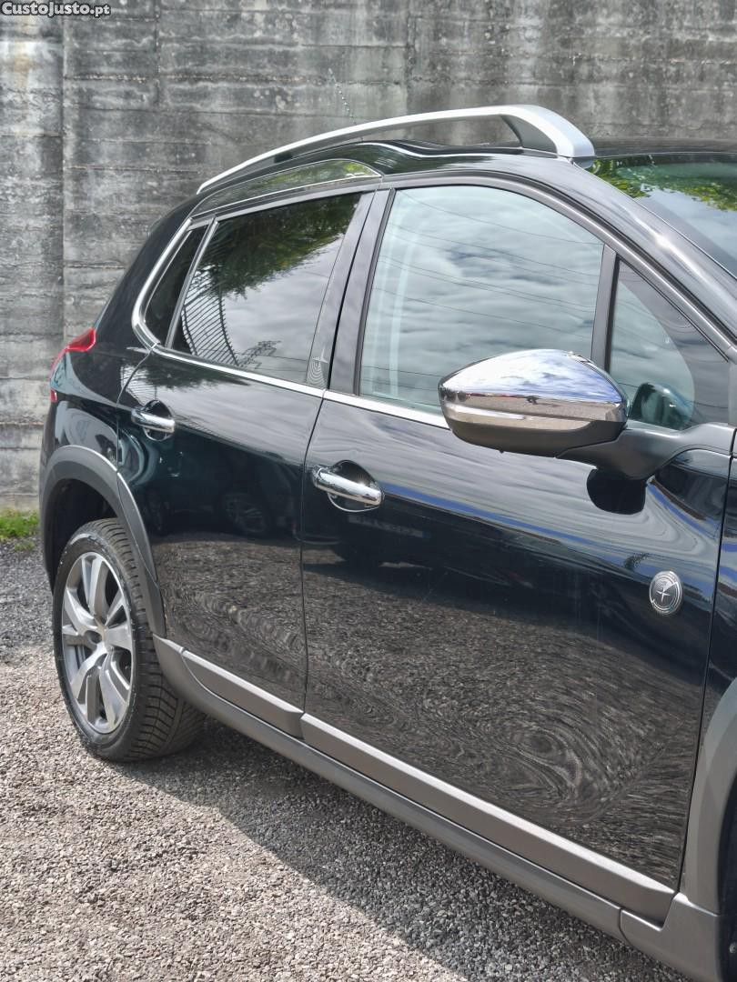 Peugeot 2008 1.2 PureTech Allure EAT6 — fotografia 13
