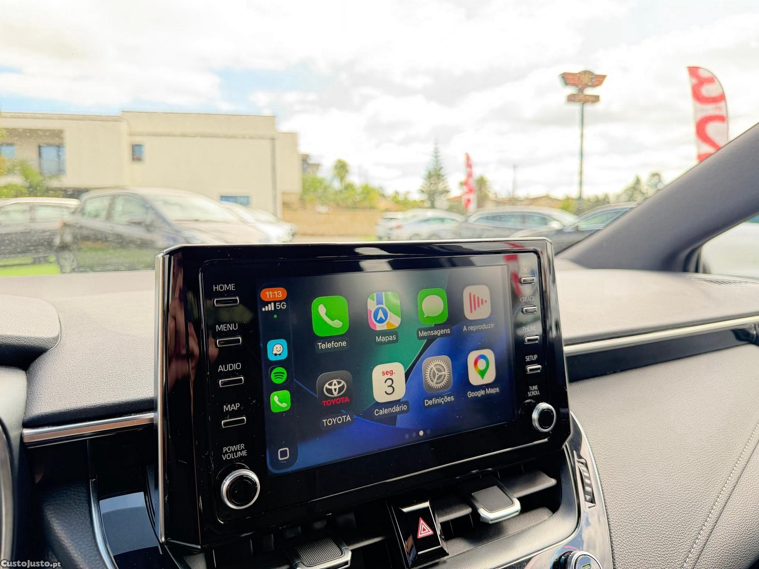 Toyota Corolla 1.8 Hybrid Comfort — fotografia 18