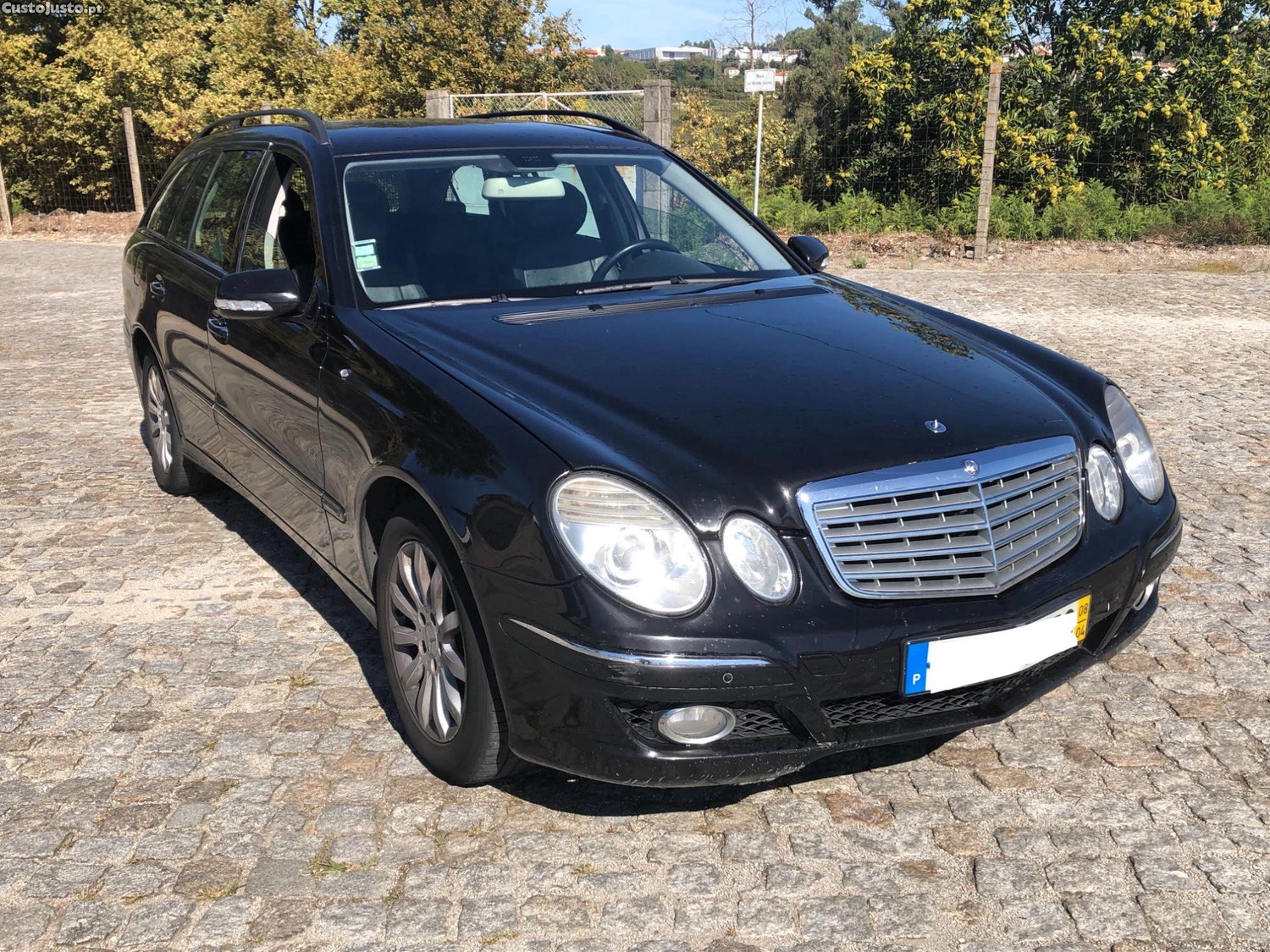 Mercedes-Benz E 220 CDi — fotografia 8