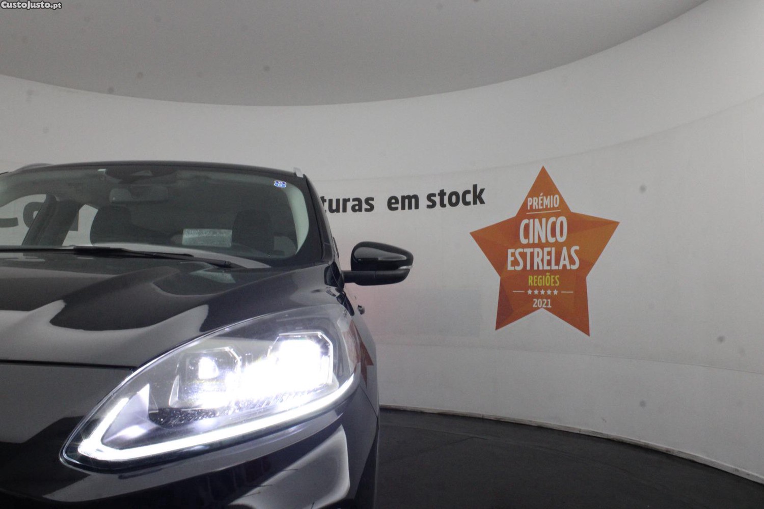 Ford Kuga 1.5 TDCI ECOBLUE TITANIUM — fotografia 4
