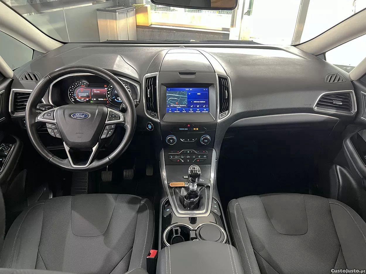 Ford S-Max 2.0 TDCI S/S TITANIUM — fotografia 18