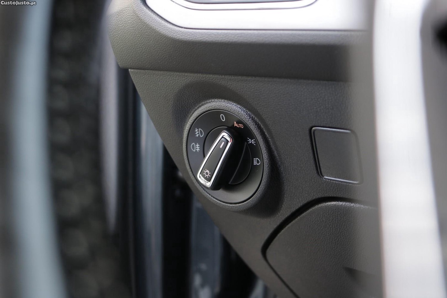 SEAT Leon 1.5 TSI Xcellence 150cv — fotografia 30