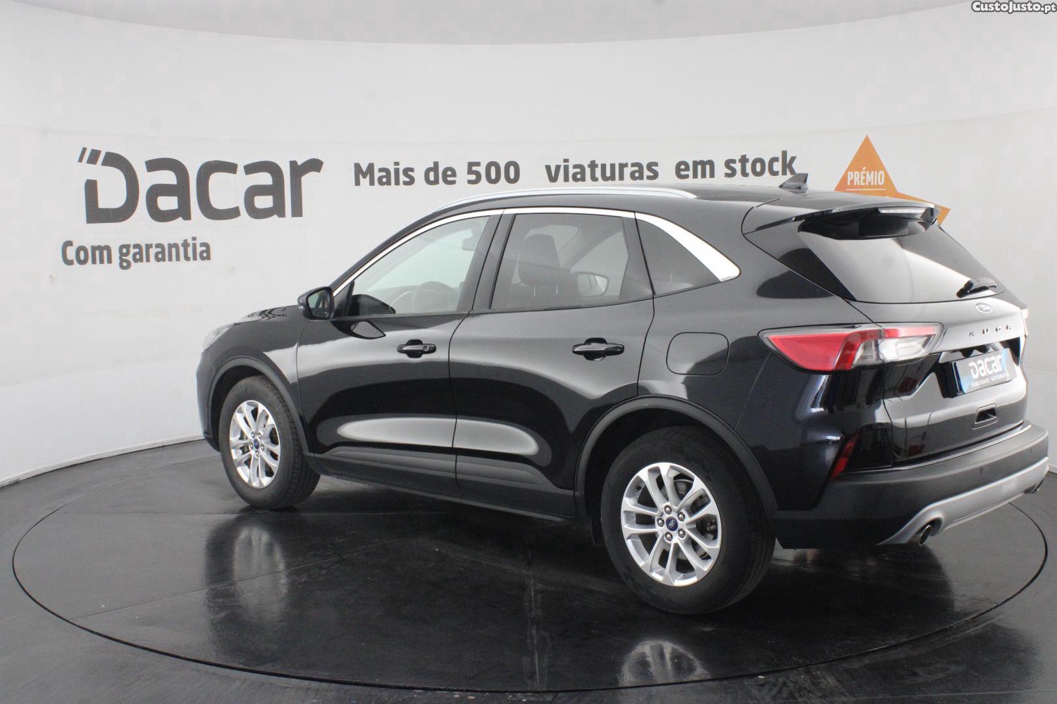 Ford Kuga 1.5 TDCI ECOBLUE TITANIUM — fotografia 29