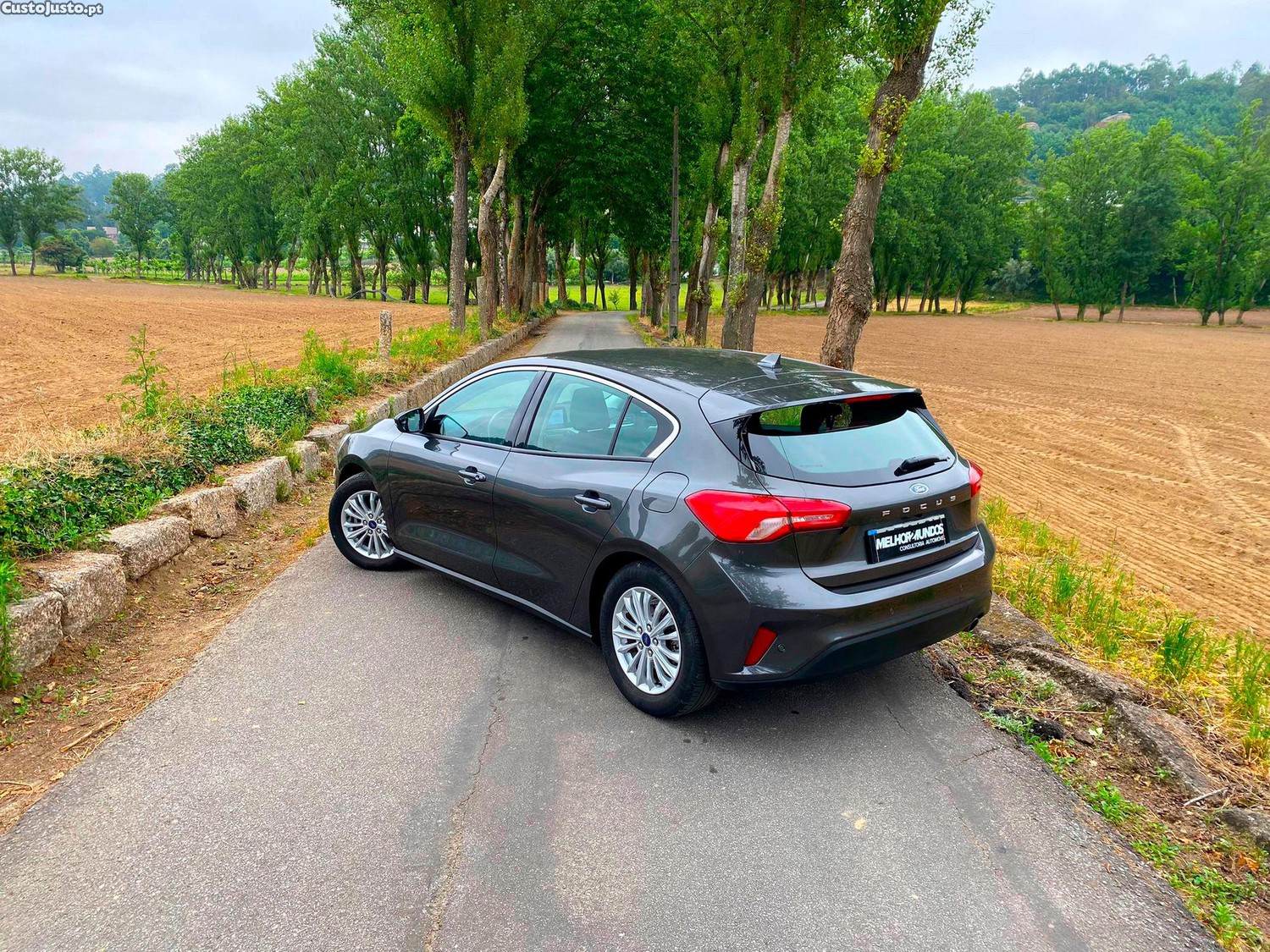 Ford Focus 1.0 EcoBoost Titanium - 19 — photo 3