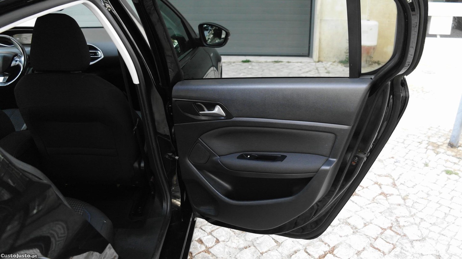 Peugeot 308 1.2 PureTech Style — fotografia 12