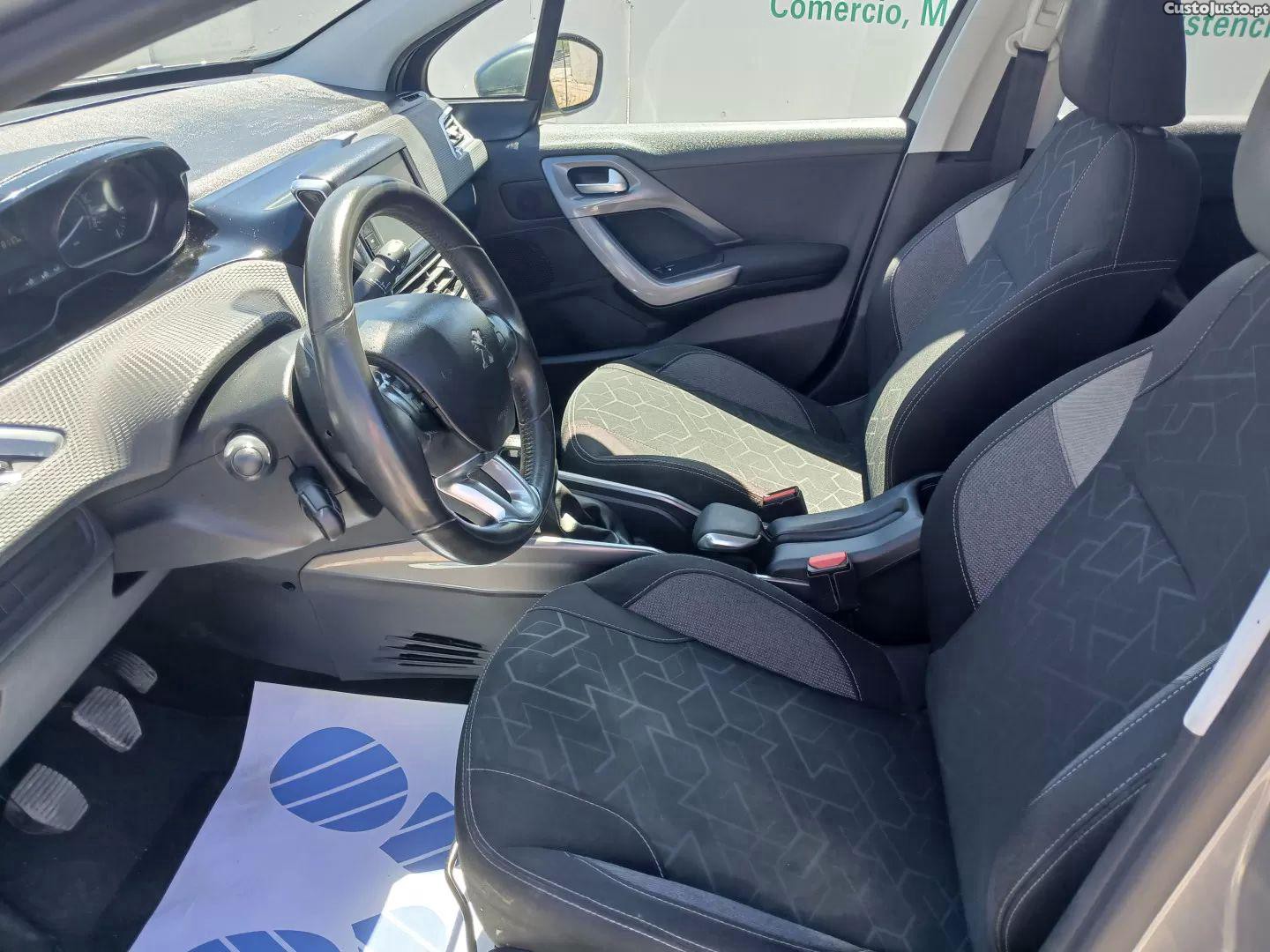 Peugeot 2008 1.2 puretech style — fotografia 12