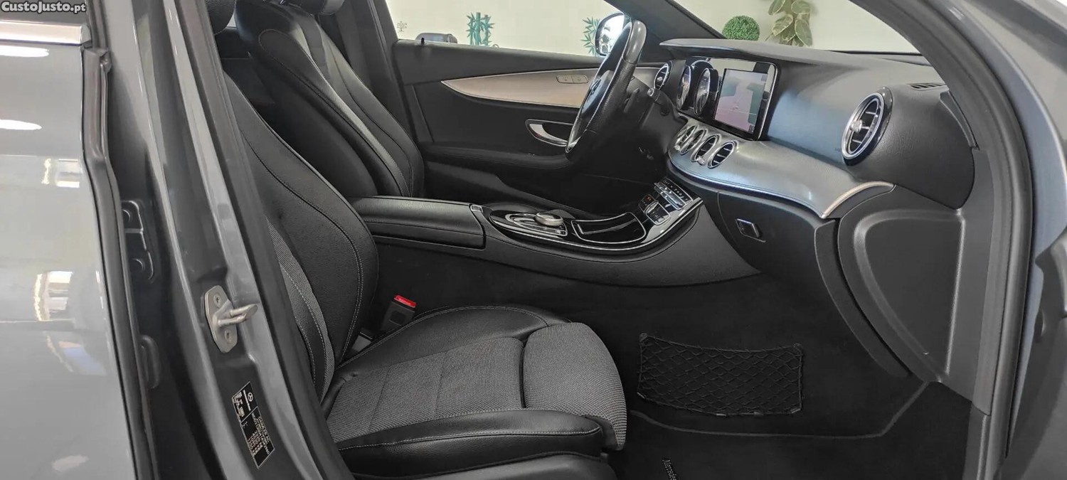 Mercedes-Benz E 220 d Avantgarde — fotografia 10