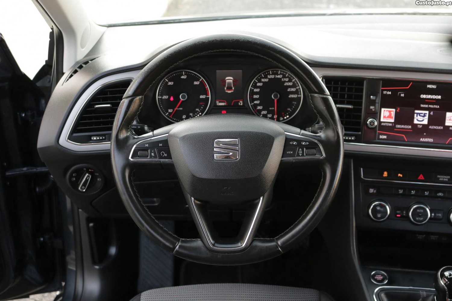 SEAT Leon 1.6 TDI Style 115cv — fotografia 35