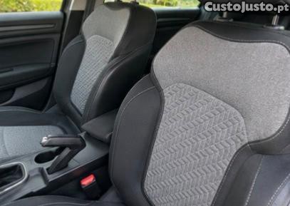 Renault Mégane 1.5 Blue dCi Limited — fotografia 6