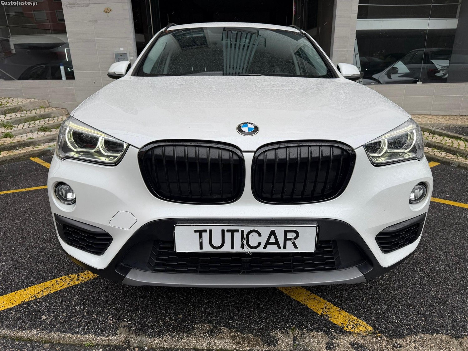 BMW X1 18 i sDrive Auto - 18 foto 2