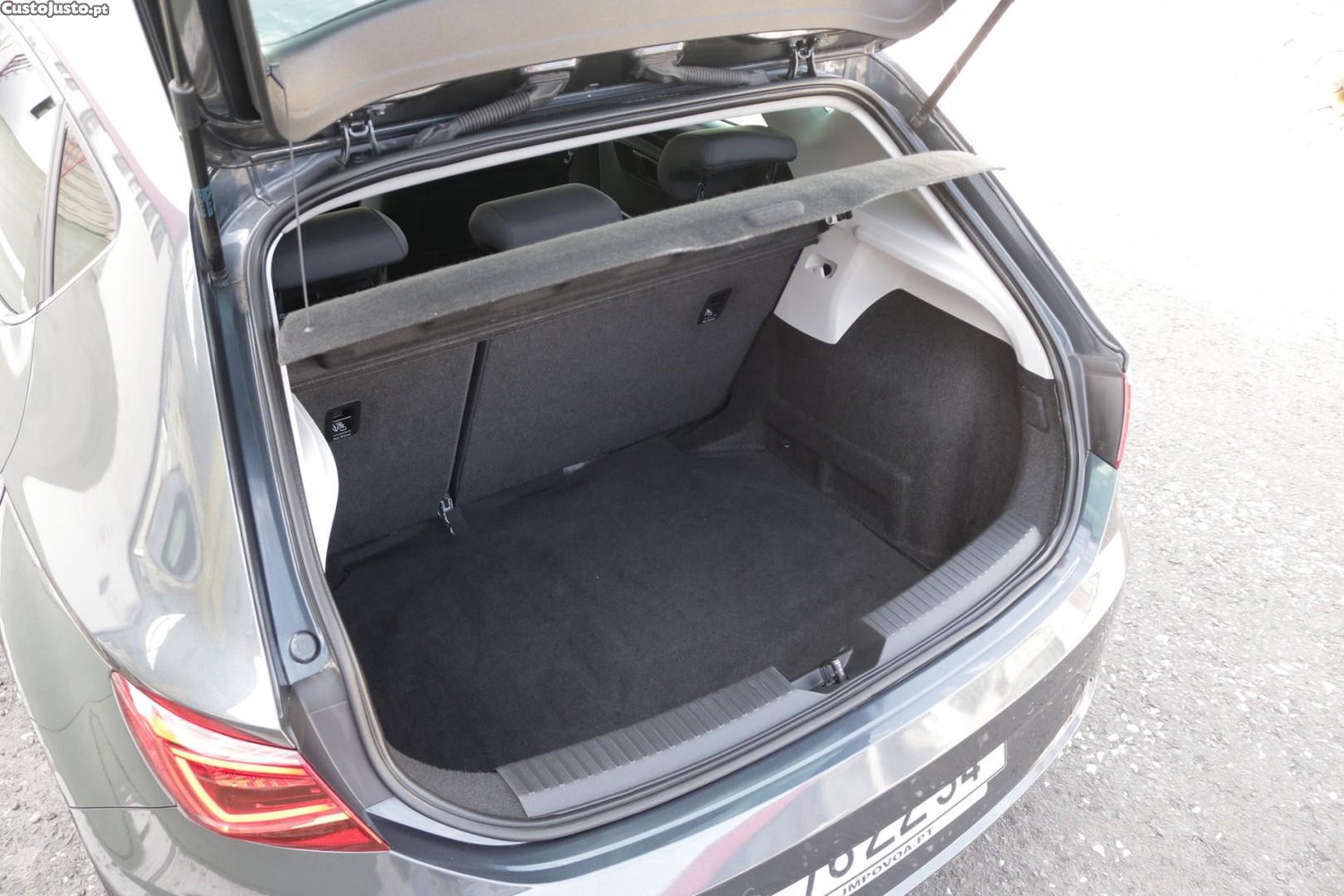 SEAT Leon 1.5 TSI Xcellence 150cv — fotografia 48