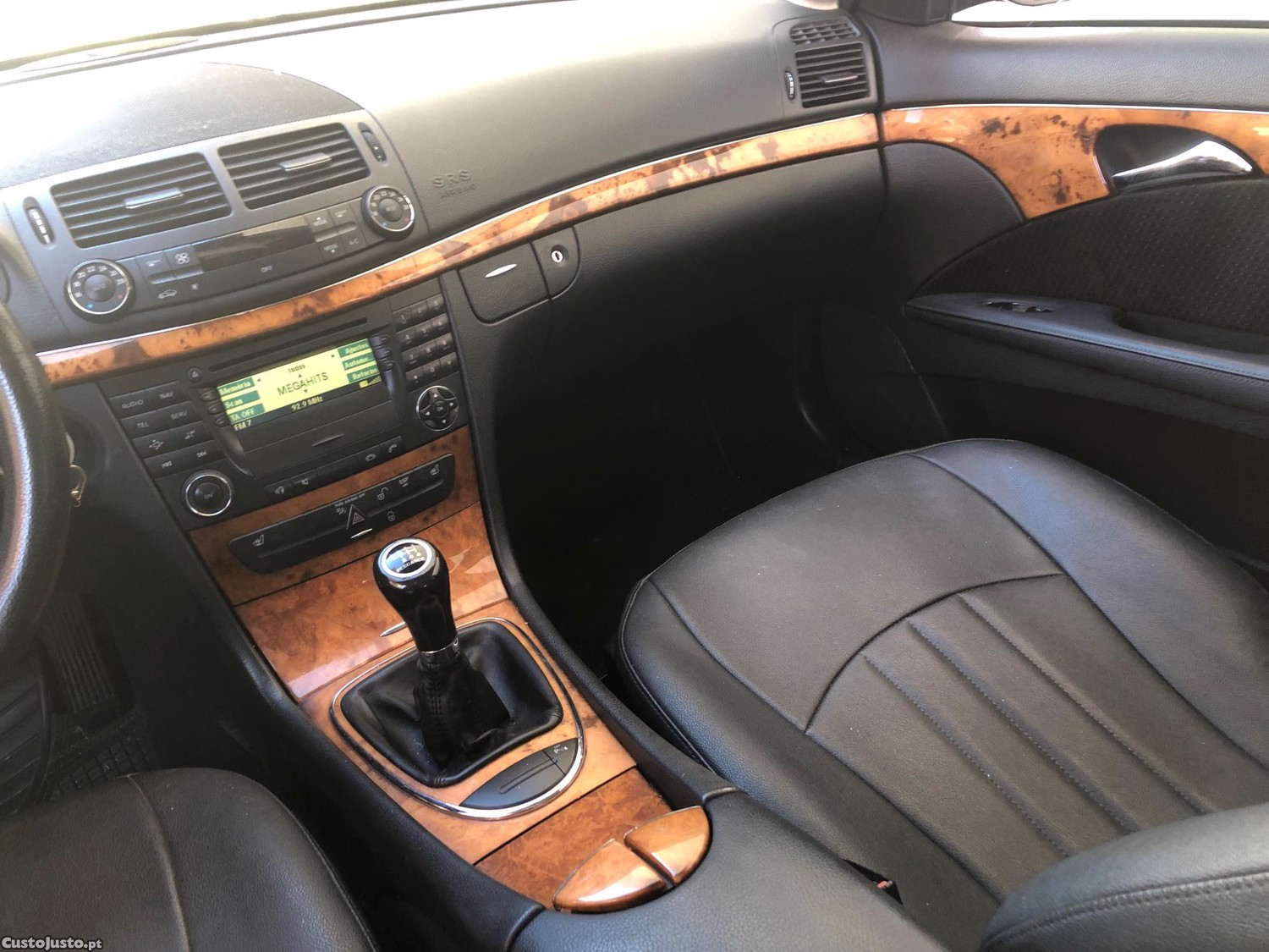 Mercedes-Benz E 220 CDi — fotografia 3