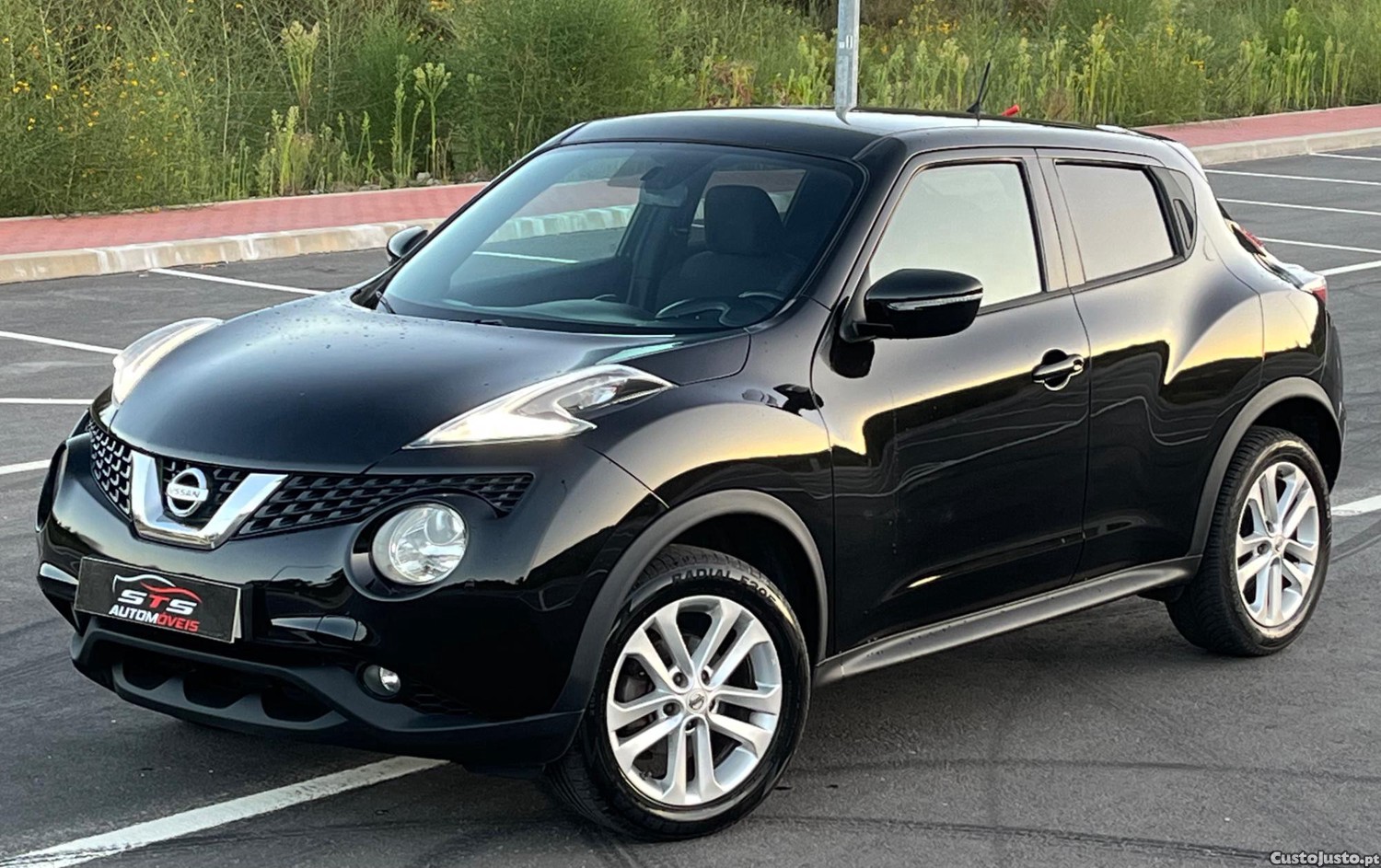 Nissan Juke 1.5 DCI N-Connecta 17 - 15 foto 2