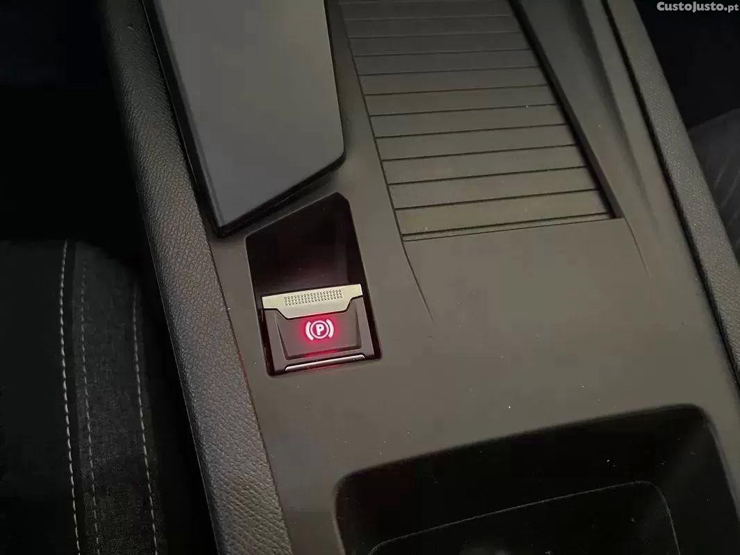 Peugeot 308 Puretech 130 eat8 active pack — fotografia 5