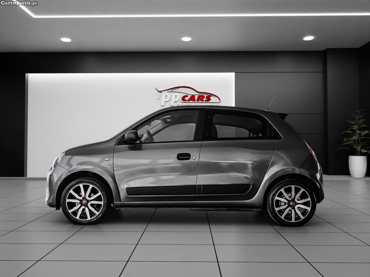 Renault Twingo ENERGY TCe 90 Dynami — fotografia 16