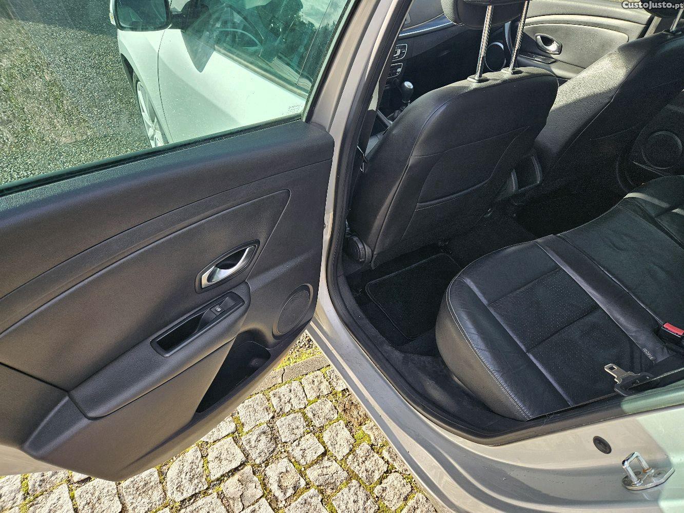 Renault Mégane Megane — fotografia 5