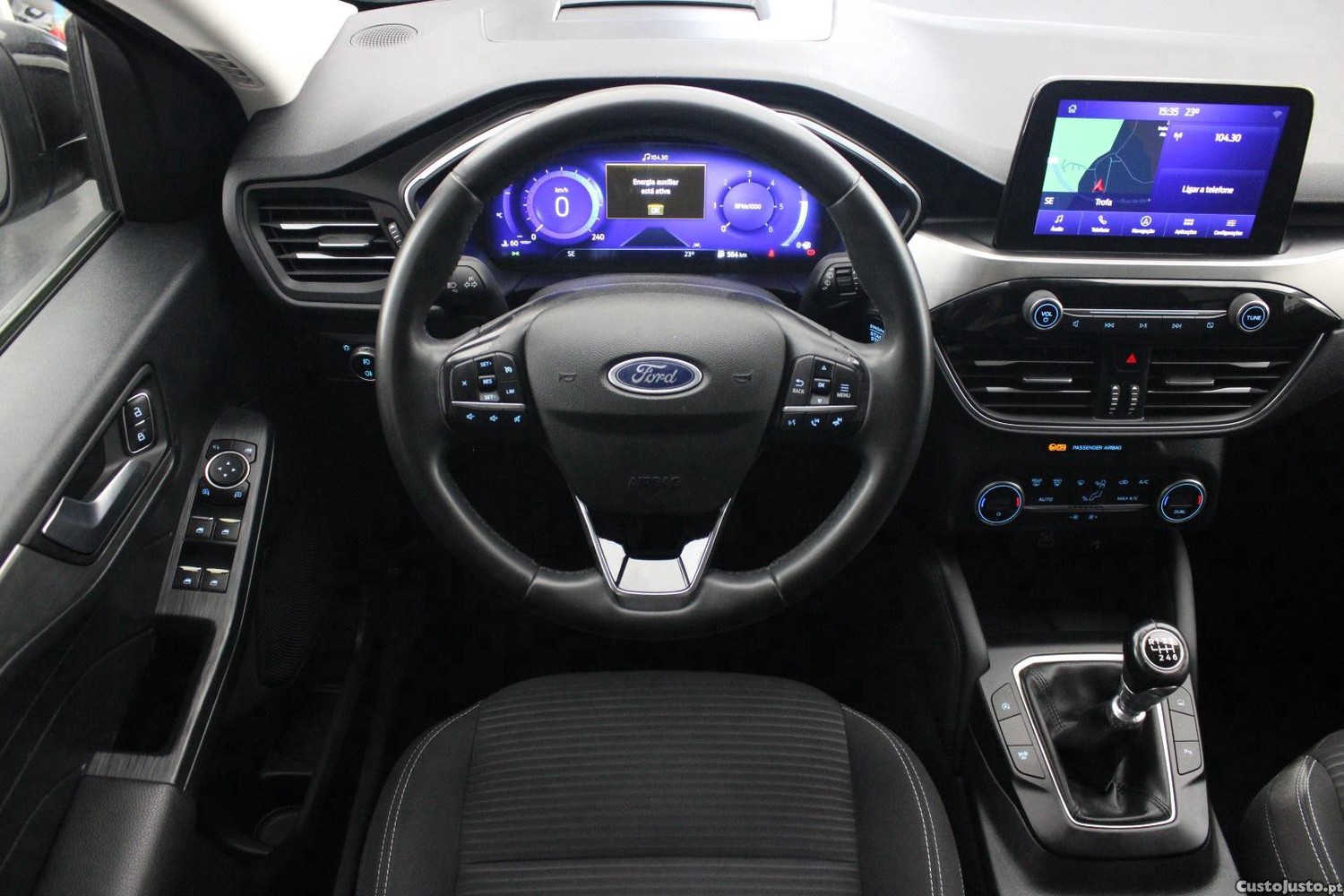 Ford Kuga 1.5 TDCI ECOBLUE TITANIUM — fotografia 25