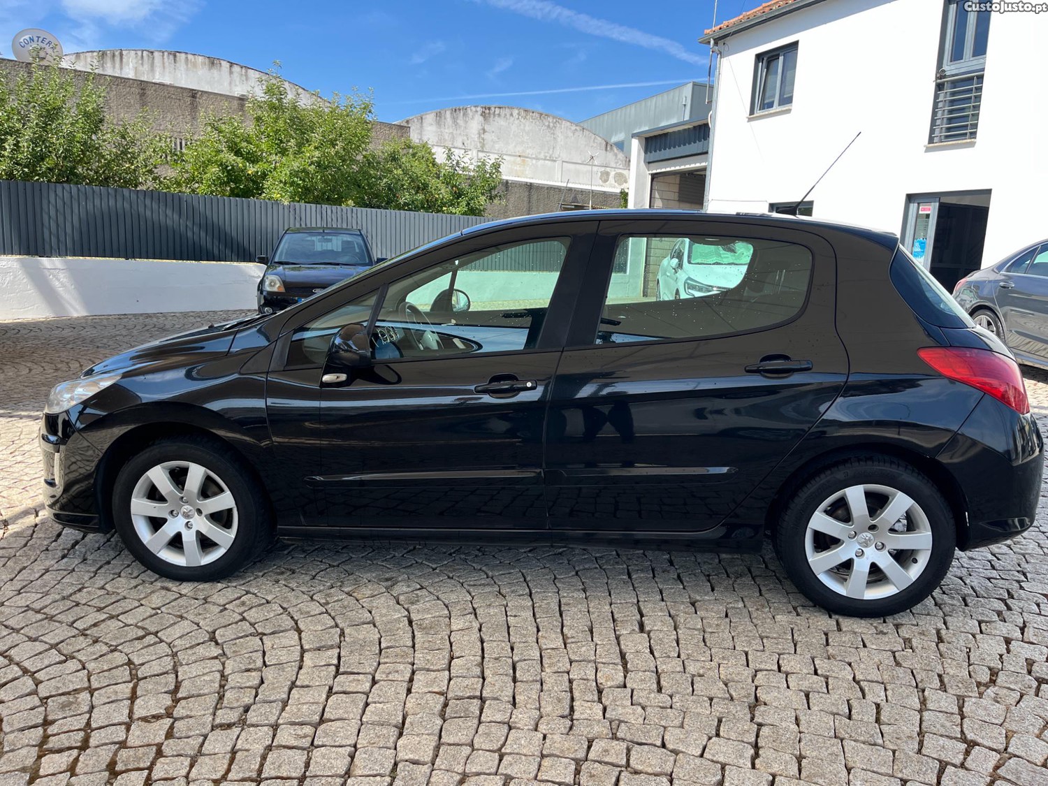 Peugeot 308 Executive — fotografia 6