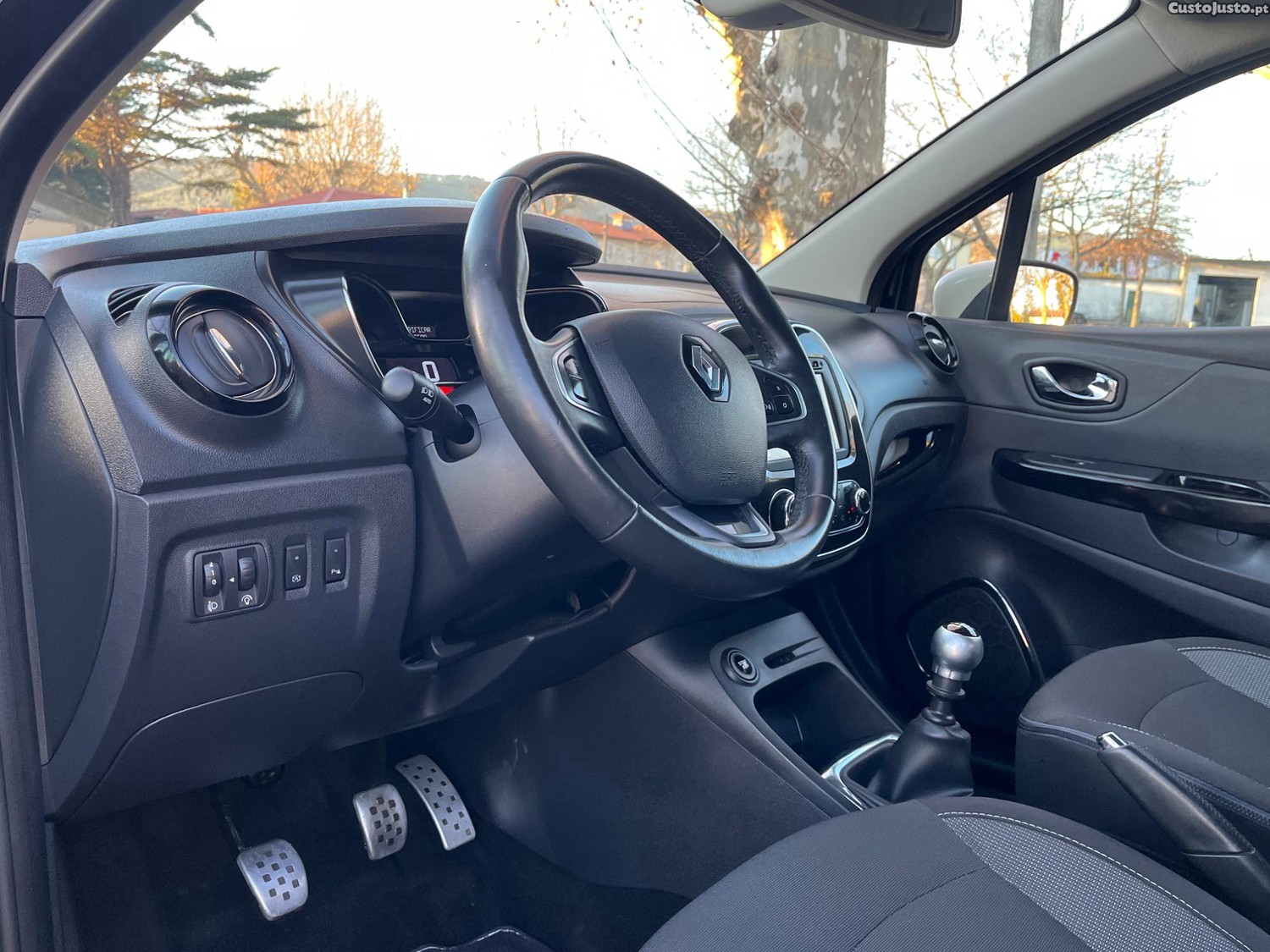 Renault Captur Energy Intens - 110CV — fotografia 7