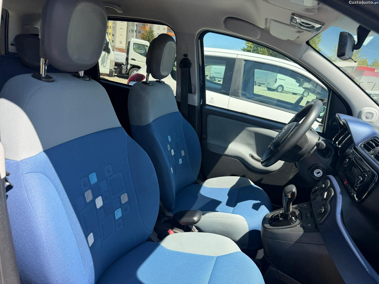 Fiat Panda 0.9 Twinair S&S Dualogic Lounge — fotografia 3
