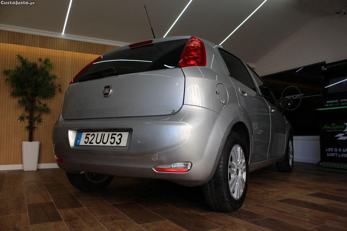 Fiat Punto 1.2 Lounge S&S — fotografia 13