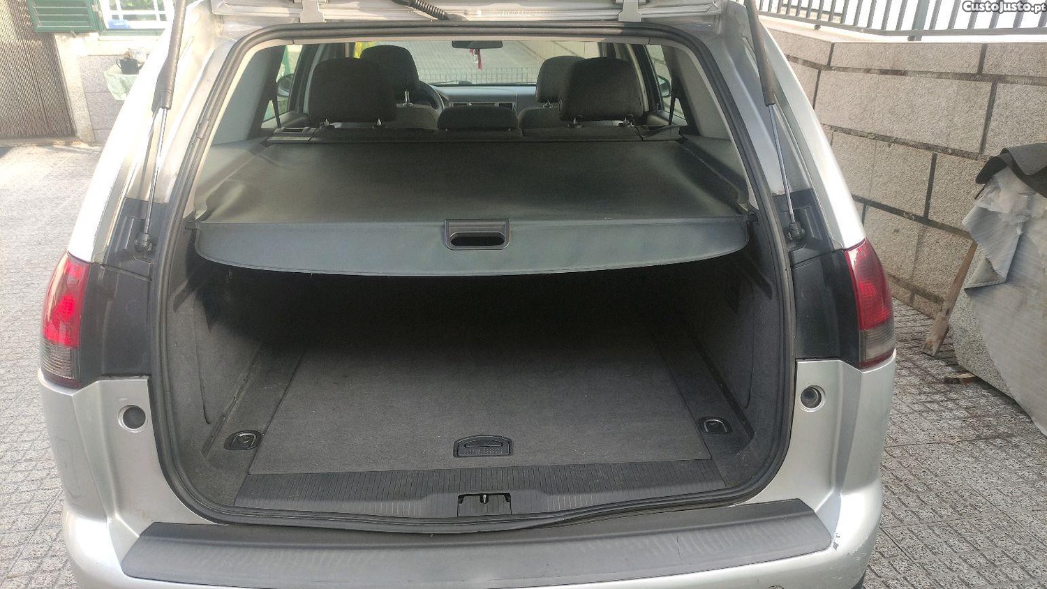 Opel Vectra sw wagon 120 cv — fotografia 3