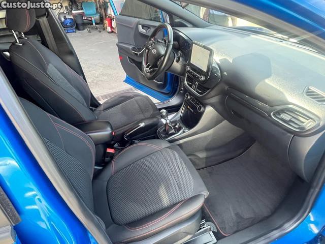 Ford Puma 1.0 TURBO ECOBOOST MYHBRID STLINE — fotografia 3