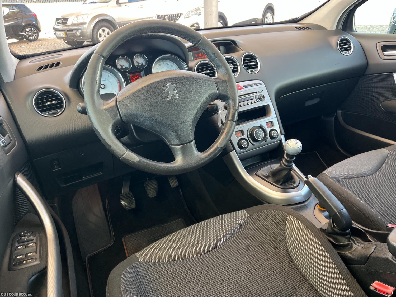Peugeot 308 Executive — fotografia 3